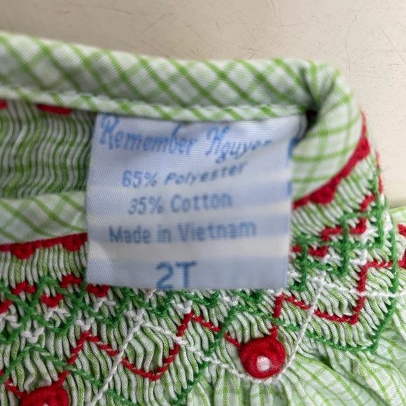 Remember Nguyen green and white check Christmas smock 2T - Picture 4 of 5